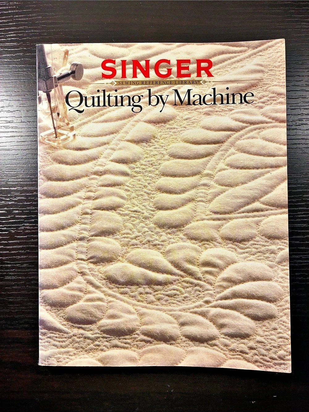 SINGER Quilting by Machine Quilting Book Sewing Guide